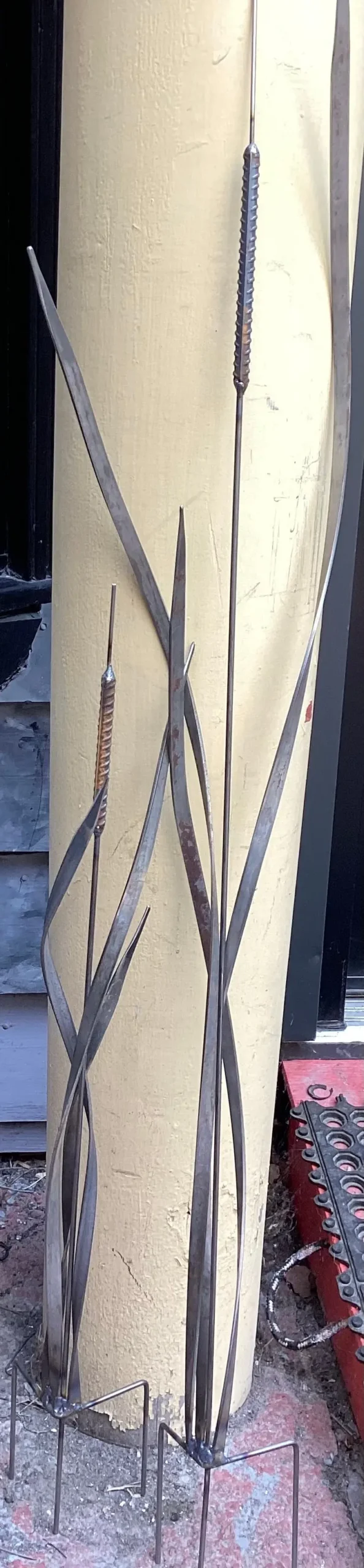 Bullrushes Garden Spike 3/$110 1