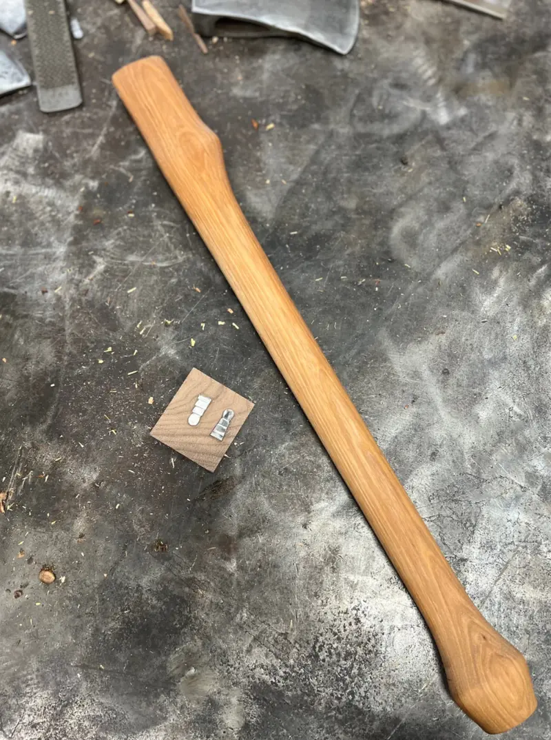 'Full Swing' Hickory Axe Handle 1