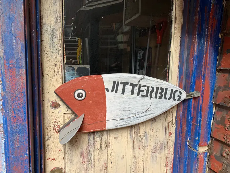 Giant Fishing Lure : The Jitterbug 1