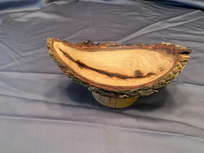 Raised Oak Dish #1104 1