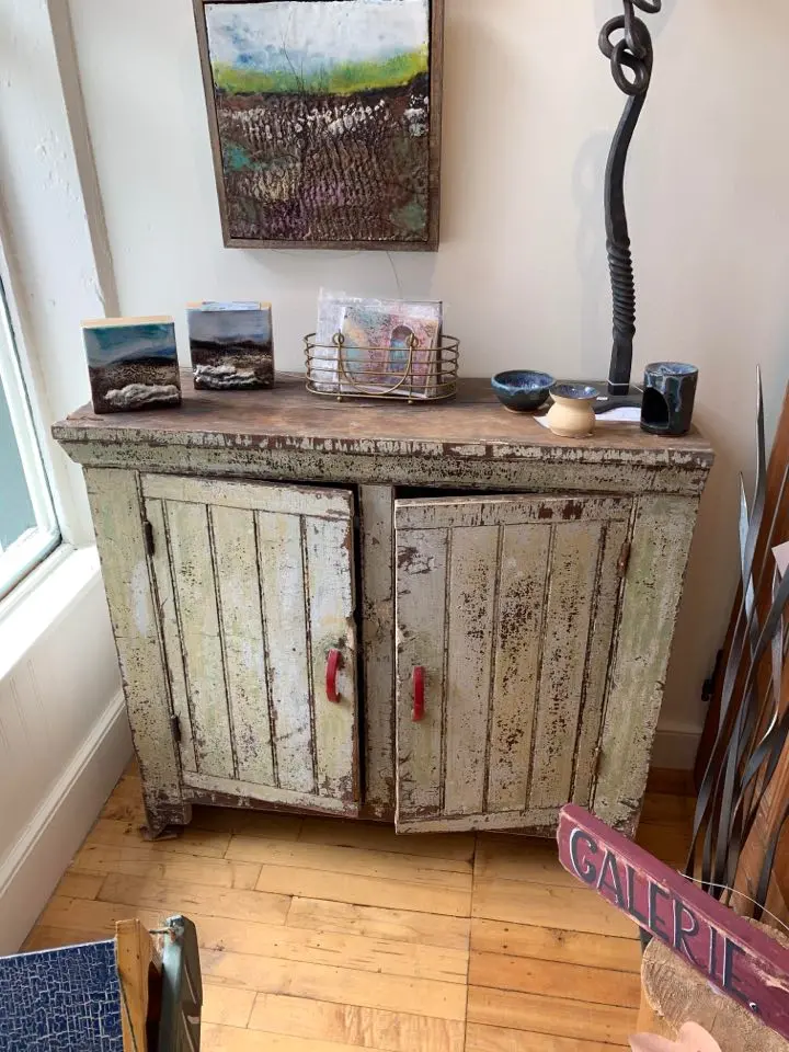 Retro Vintage Shabby Chic Cupboard 1