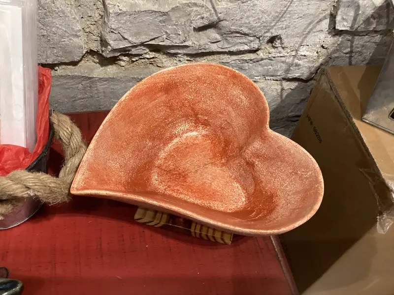 Small Heart-Shaped Concrete Bowl 1